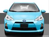 2013 Toyota Prius c Low/wide front photo